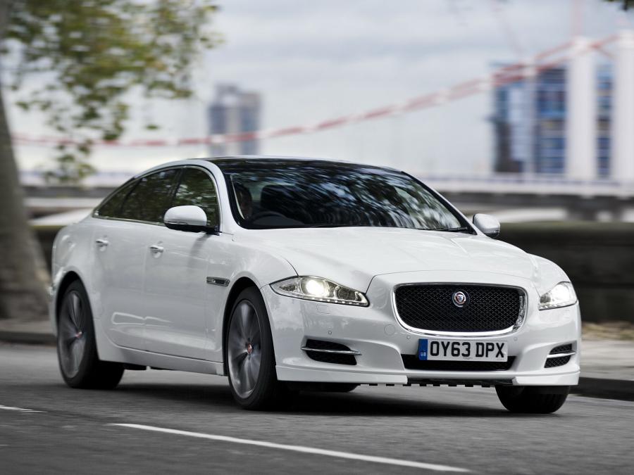  Jaguar XJL Supersport 2010 года  (UK) (фото 12 из 13)